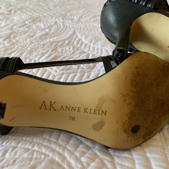 AK ANNE KLEIN Pointed Heels, Black, Size 7M - Picture 8 of 13